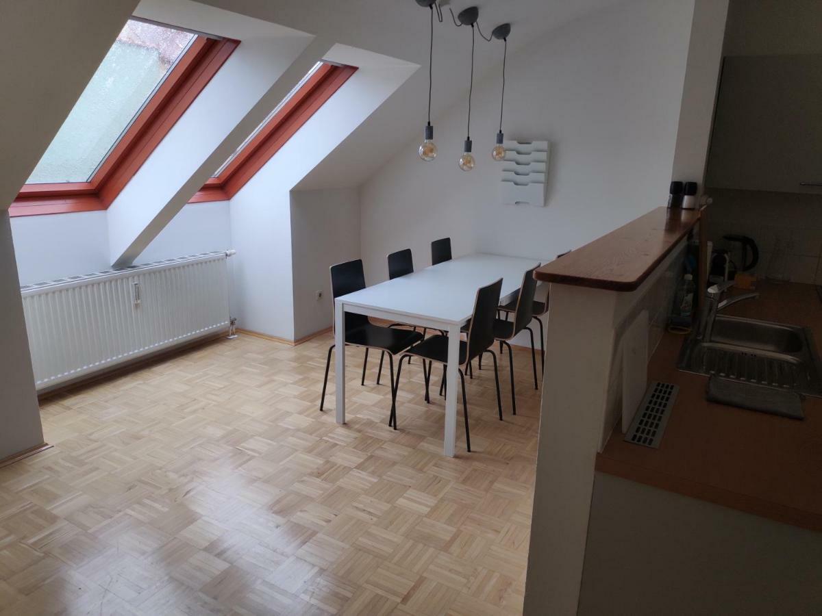 Flataid Apartment Obere Bahnstrasse - Grazer Messe Eksteriør billede